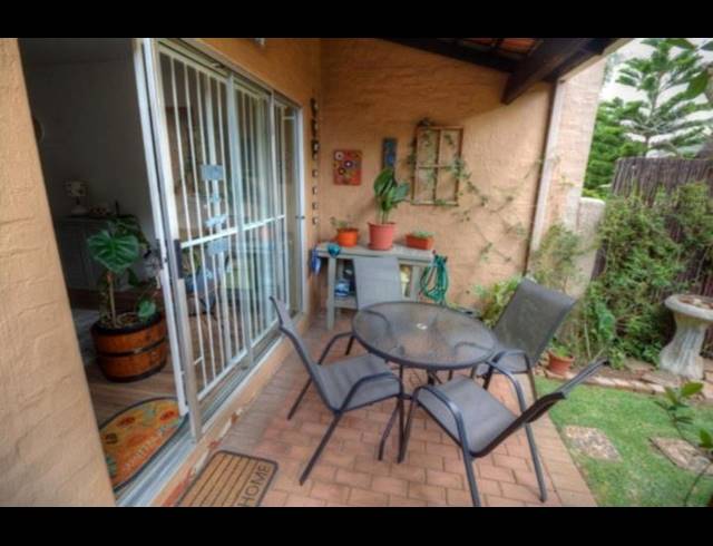 3 BEDROOM TOWNHOUSE FOR SALE IN ASTON MANOR